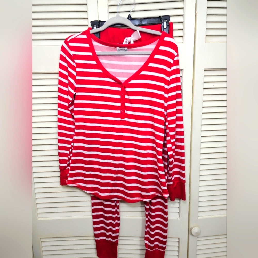 JORDANN red & white striped matching pajamas set M/L